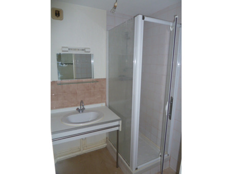 A louer appartement 350 €  Chateau Gontier sur Mayenne