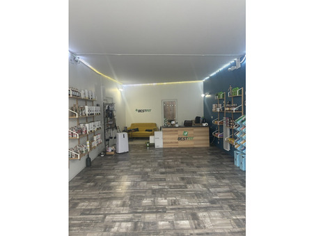 A louer local commercial 1 120 €  Bordeaux