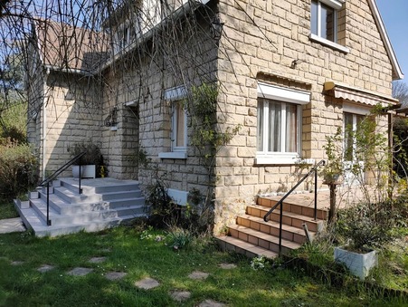 Maison sur Le Pecq ; 2 850 €  ; Location Réf. 3530-86405378