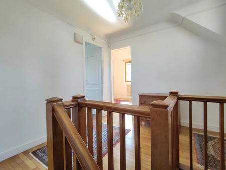 Maison sur Le Pecq ; 2 850 €  ; A louer Réf. 3530-86405378