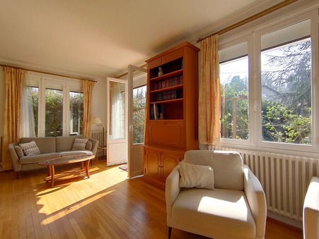 Maison sur Le Pecq ; 2 850 €  ; Location Réf. 3530-86405378