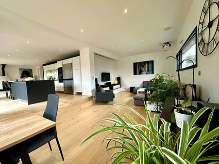 Maison 689 700 € Réf. 26122JM Saint Renan