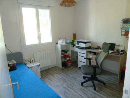 A louer maison 892 €  Segre en Anjou Bleu