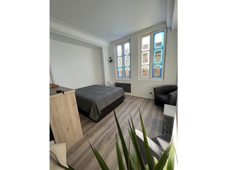 A louer appartement Bordeaux 33000; 793 € 