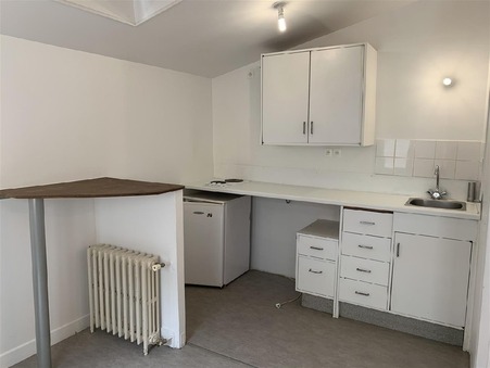 Location Appartement TRUN Réf. LT-2020-10-06 - Slide 2