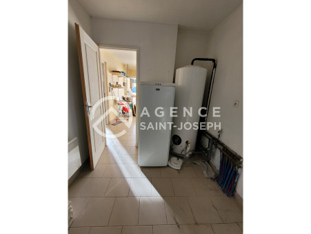 A louer maison 990 &euro;  Berville