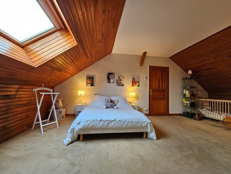 Maison sur Le Pin ; 295 000 €  ; A vendre Réf. 4772