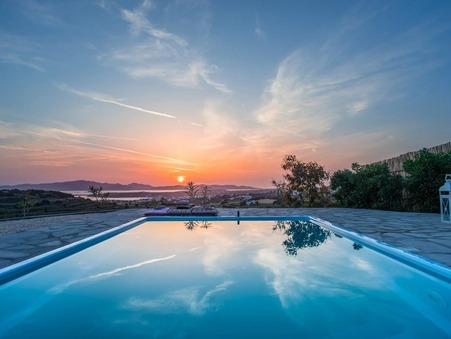 Location Maison Paros Réf. PLP-09 - Slide 1