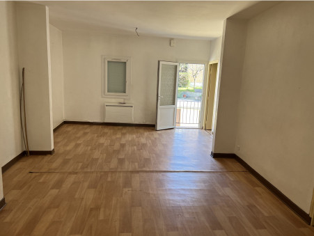 Immeuble 98 100 &euro;  Réf. 1997 Firmi