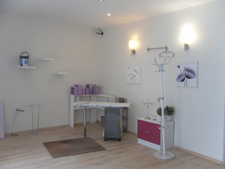 Location local commercial Chaumes en Brie Réf. 888