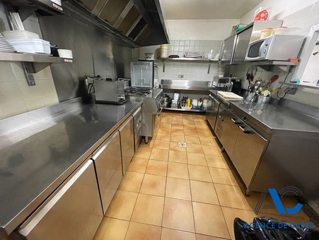 Achat commercial property Cuers Réf. SSFC221