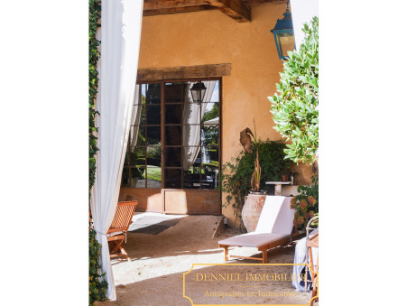 Chateau 1 608 000 €  sur Pau (64000) - Réf. 330