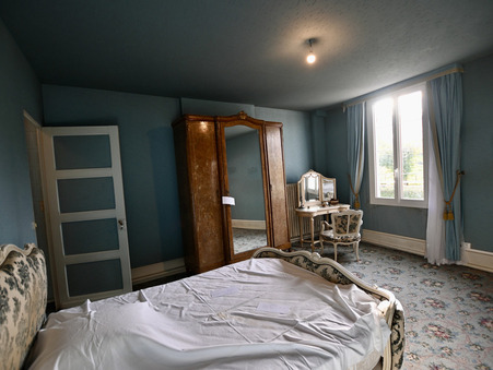 A vendre immeuble Guillon 89420; 160 000 € 