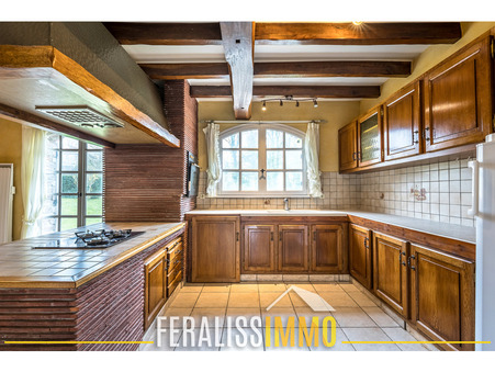 A vendre house Vaux-sur-Seine 78740; € 499 000 