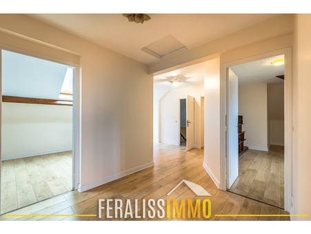 A vendre house Vaux-sur-Seine 78740; € 499 000 