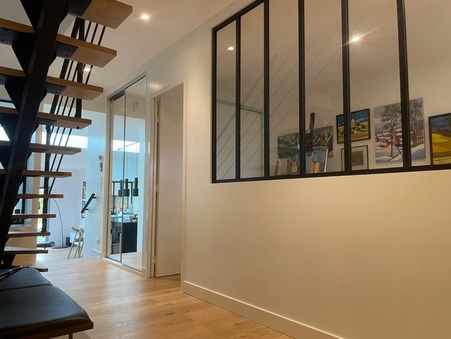 Maison sur La Rochelle ; 1 450 000 € ; Achat Réf. 688-TERREETMER17_688