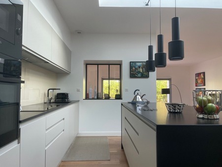 Maison sur La Rochelle ; 1 450 000 € ; Achat Réf. 688-TERREETMER17_688