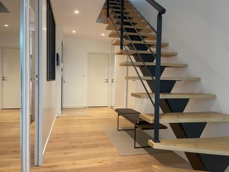 Maison 1 450 000 € Réf. 688-TERREETMER17_688 La Rochelle