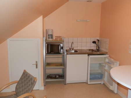 A louer appartement 345 €  Fougeres