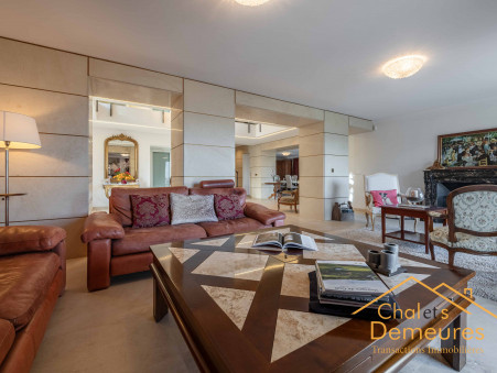 Propriété 5 250 000 &euro; Réf. 1068 Pers Jussy