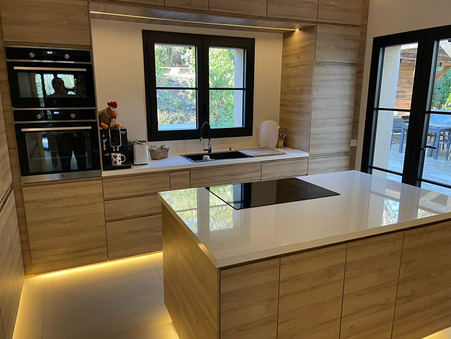 Maison sur La Motte ; 850 000 €  ; Achat Réf. 340V2