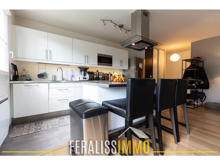 Vente appartement 259 900 €  Cergy
