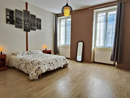 Maison 320 000 €  sur Blaye (33390) - Réf. 11_6157