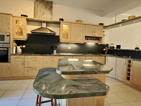 Maison 320 000 €  Réf. 11_6157 Blaye