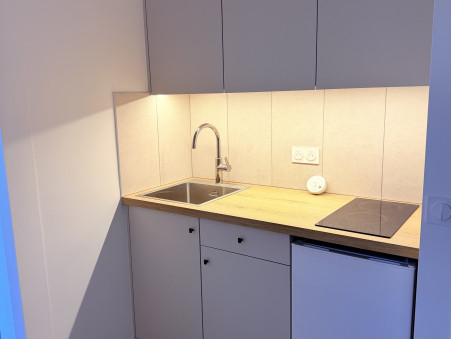 Appartement 1 200 €  Réf. tlo Paris 16eme Arrondissement