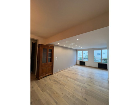 Appartement sur Le Perreux-sur-Marne ; 1 300 €  ; A louer Réf. 00047