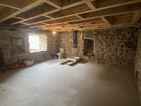 Maison sur Pied de Borne ; 155 000 €  ; Vente Réf. 6040