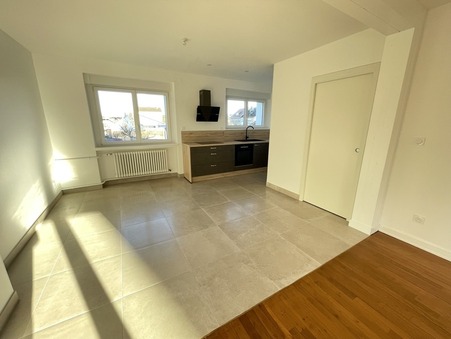 A louer appartement 1 100 €  Amneville