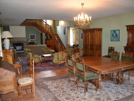 Maison sur Saint-Ambroix ; 360 000 €  ; Achat Réf. 5759