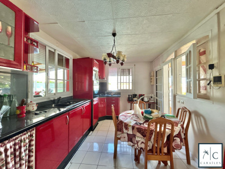 Maison sur Ste Anne ; 525 000 &euro;  ; Achat Réf. CAR231