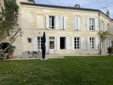 A vendre maison Saintes 17100; 575 000 € 