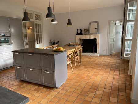 Vente maison 575 000 €  Saintes