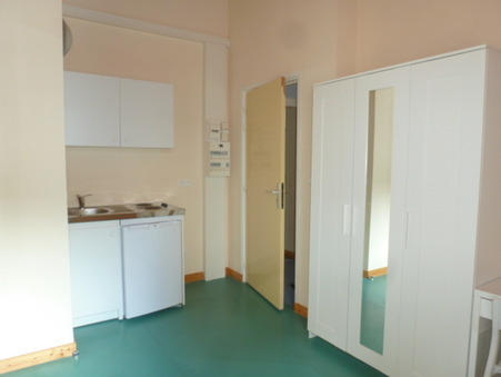 Appartement 330 &euro;  Réf. 0051440009 Clermont Ferrand