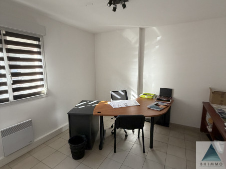 A louer local professionnel 760 €  Gardanne