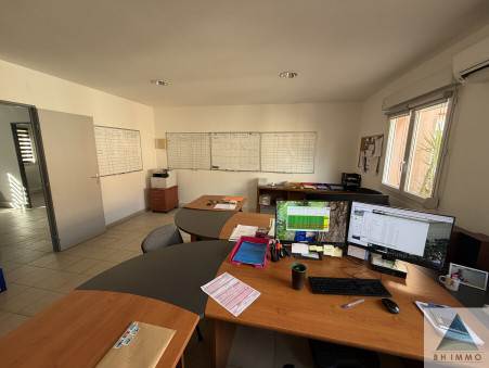 A louer local professionnel 760 €  Gardanne