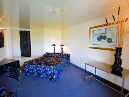 Maison sur Vézelay ; 1 400 000 €  ; Achat Réf. 33_FLIP2025066