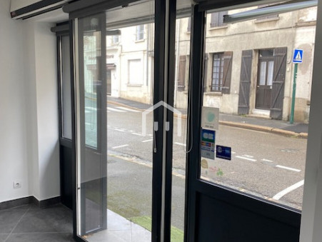 Location local commercial Chars 95750; 900 € 