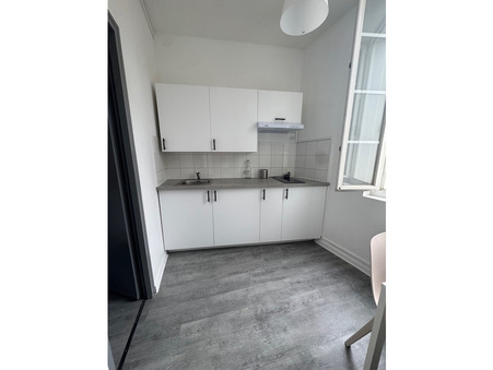 Appartement 650 €  sur Marseille (13006) - Réf. 102_Julien