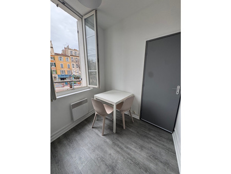 Appartement 650 €  sur Marseille (13006) - Réf. 102_Julien