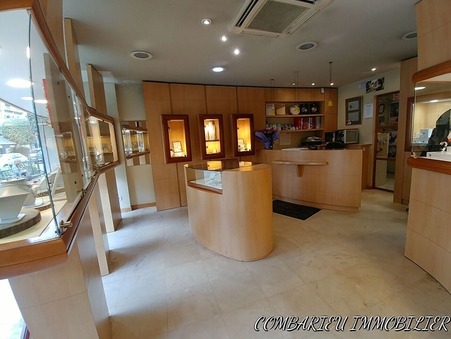 A louer local commercial 650 €  Caussade