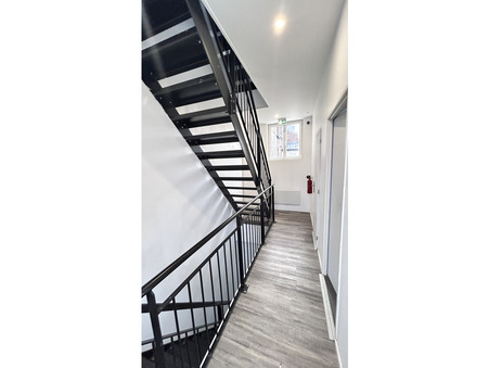 Local professionnel sur Valenciennes ; 450 €  ; A louer Réf. 1_2390RF