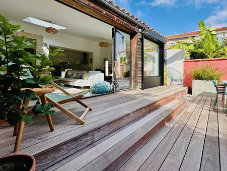 Vente Maison La Rochelle Réf. A10458 - Slide 1