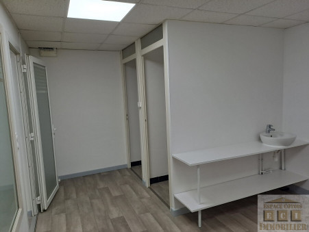 Immeuble 205 000 &euro;  Réf. BAYARD La Cote St Andre