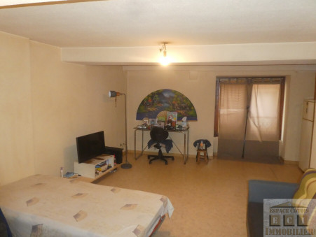 Immeuble sur La Cote St Andre ; 205 000 &euro;  ; Vente Réf. BAYARD