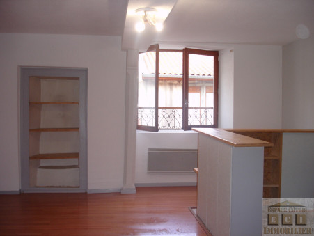 Immeuble sur La Cote St Andre ; 205 000 &euro;  ; Vente Réf. BAYARD