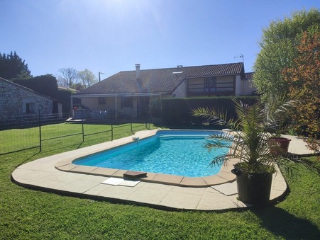 Vente maison 286 000 €  Cars